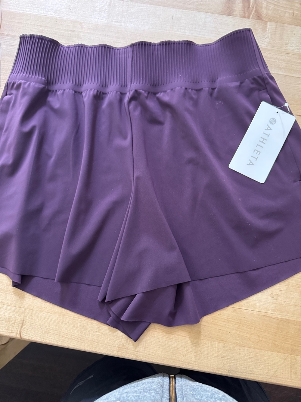 NWT Athleta Cosmic Flutter Performance Shorts